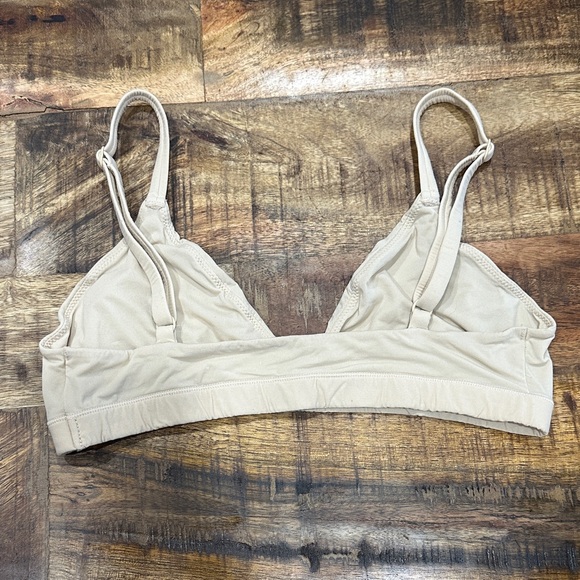 SKIMS Soft Beige Triangle Bralette - Picture 2 of 2